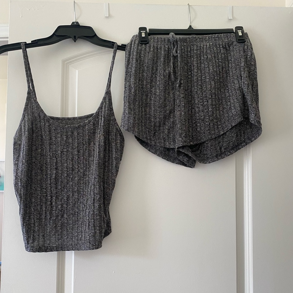 3 Lounge Sets
